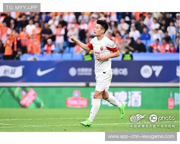 中超海港巴尔加斯带球节奏再提升，助力球队冲击更高荣耀